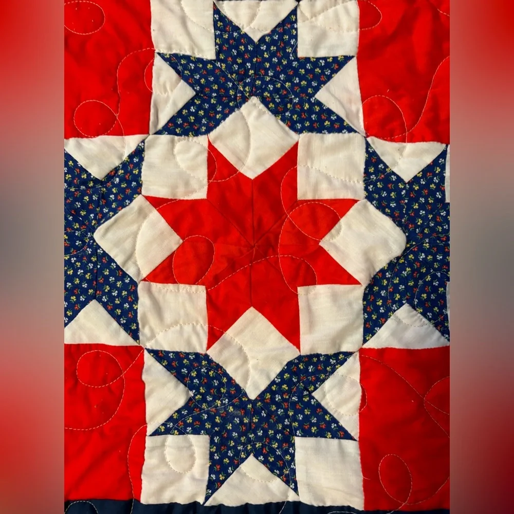 Handmade patchwork quilt - Picture 2 of 6